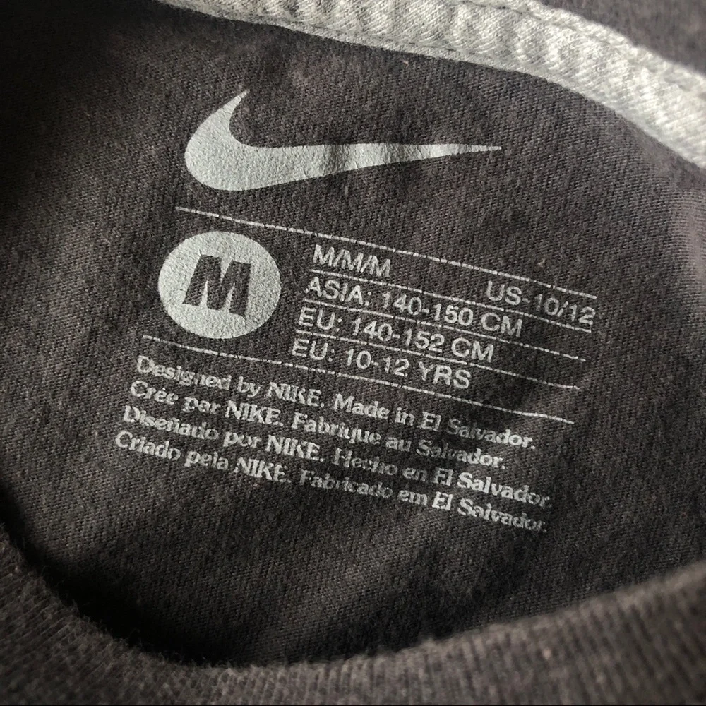 Nike athletic top